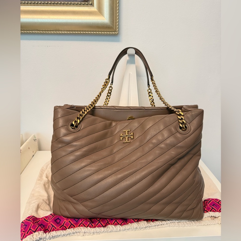 Tory Burch Kira Chevron Tote